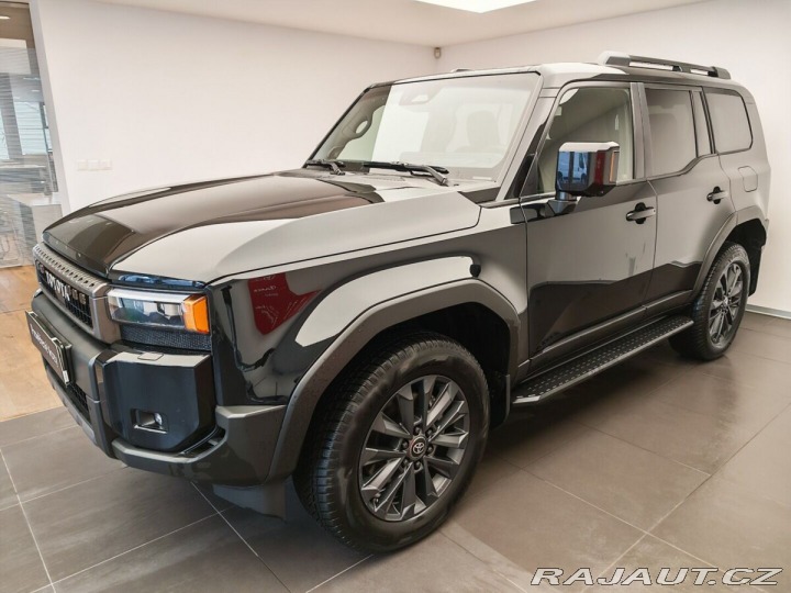 Toyota Land Cruiser 2.8 D-4D 204 k Executive 2025