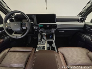 Toyota Land Cruiser 2.8 D-4D 204 k Executive 2025