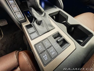 Toyota Land Cruiser 2.8 D-4D 204 k Executive 2025