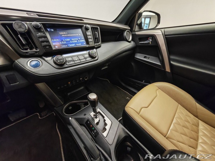 Toyota RAV4 2.5 Hybrid 145 kW Selecti 2018