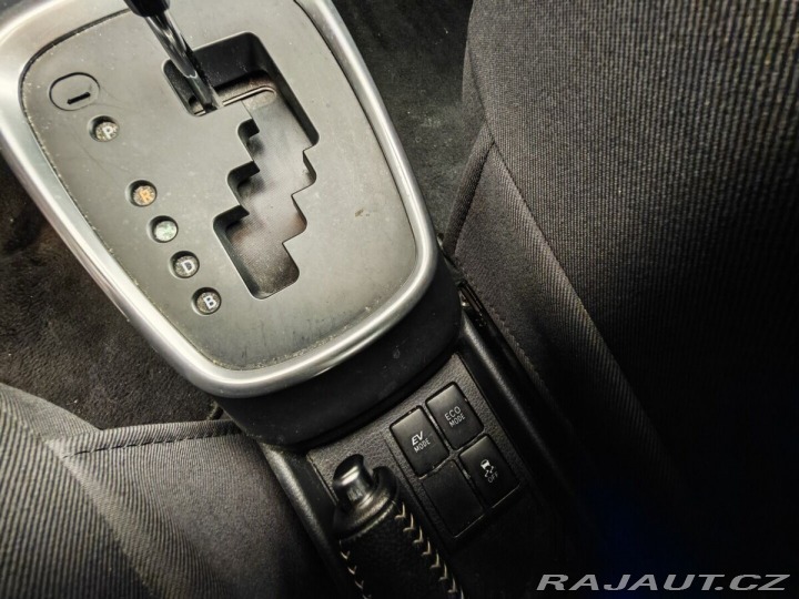 Toyota Yaris 1.5 Hybrid e-CVT Active T 2018