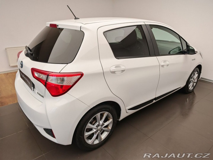 Toyota Yaris 1.5 Hybrid e-CVT Active T 2018