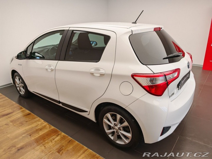 Toyota Yaris 1.5 Hybrid e-CVT Active T 2018