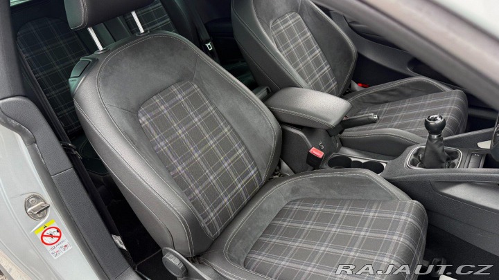 Volkswagen Scirocco 1.4TSI 90kW REZERVOVANO 2011