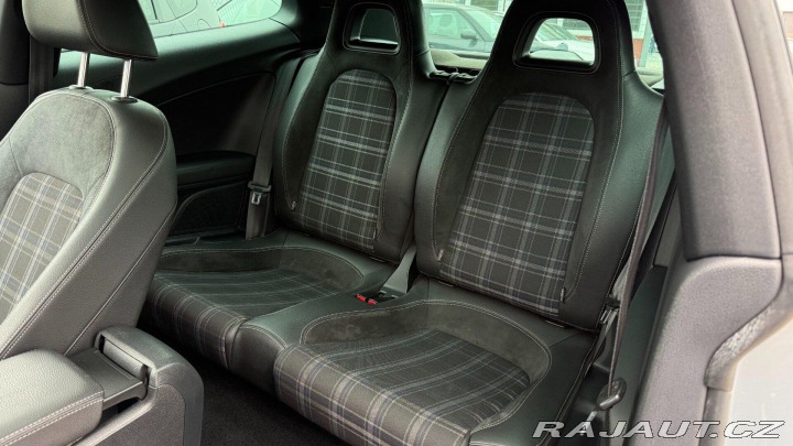 Volkswagen Scirocco 1.4TSI 90kW REZERVOVANO 2011