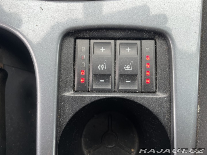 Ford Mondeo 2,0 TDCi 103kw Automat Ta 2011