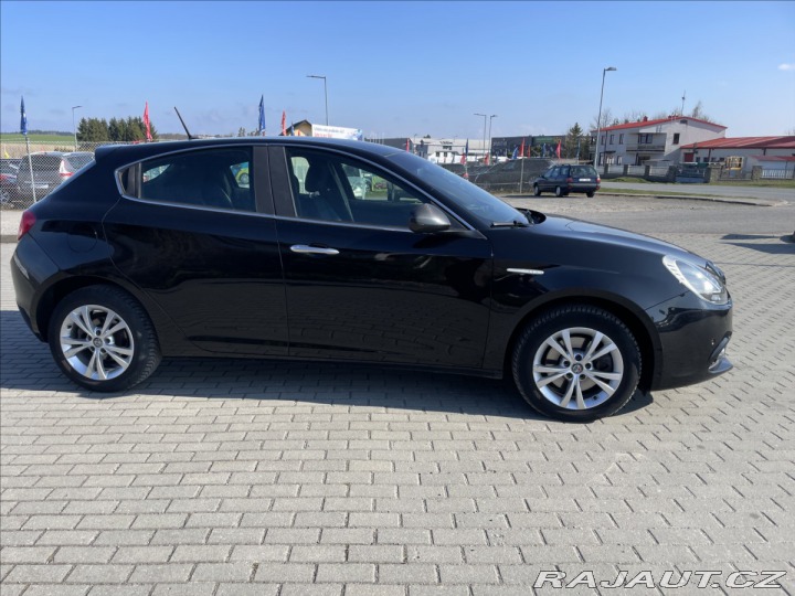 Alfa Romeo Giulietta 1,4 i 16V T 110KW XENON o 2016