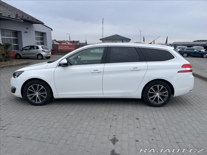 Peugeot 308 1,6 BHDi 88kw Allure LED 2014