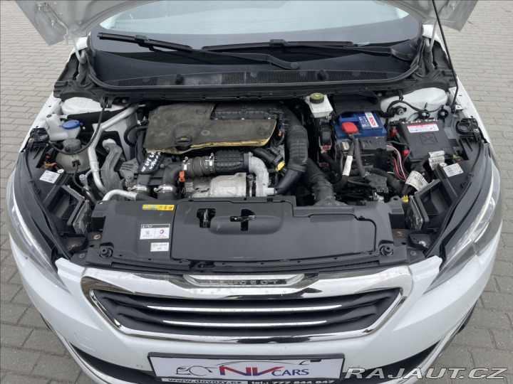 Peugeot 308 1,6 BHDi 88kw Allure LED 2014