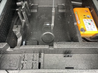 Peugeot 308 1,6 BHDi 88kw Allure LED 2014