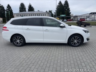 Peugeot 308 1,6 BHDi 88kw Allure LED 2014