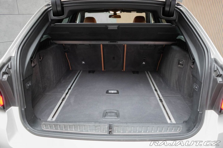 BMW 5 530d xD ///M*2xKOLA*DPH*Č 2023