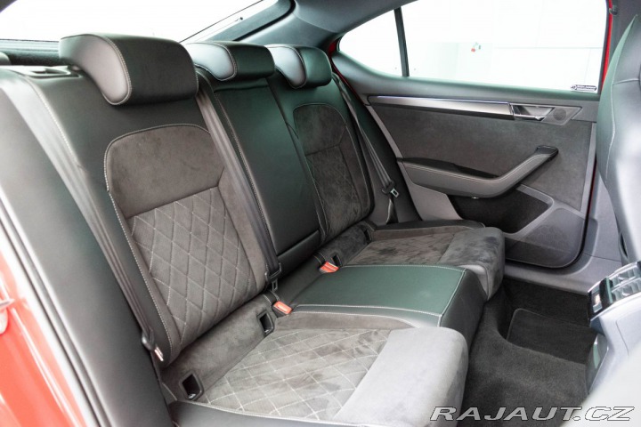 Škoda Superb TDI 140 REZERVACE 2020