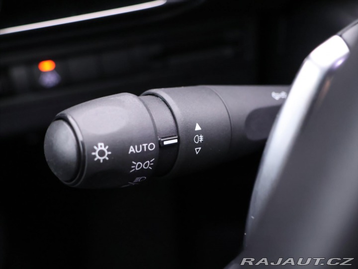 Peugeot 3008 1,2 PT 96kW Active Pack D 2023