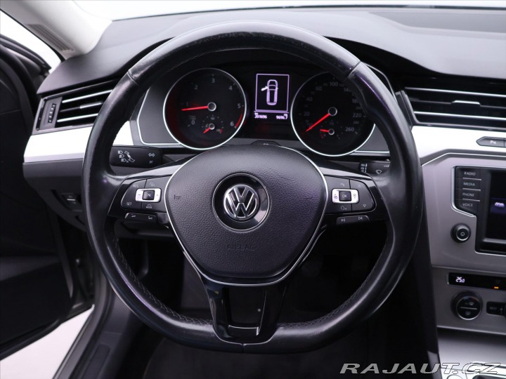 Volkswagen Passat 1,6 TDI Comfortline LED 2016