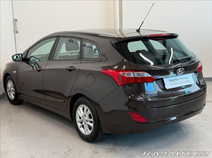Hyundai i30 1,6 i TRIKOLOR 1.MAJITEL 2017