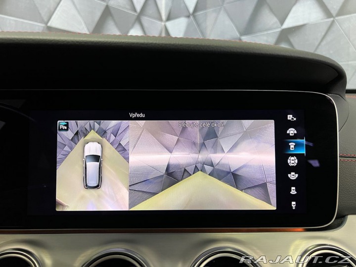 Mercedes-Benz E 4MATIC+, VZDUCH, PANORAMA 2021