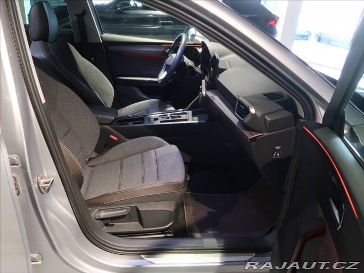 Seat Leon 1,4 TSI e-Hybrid Xcellenc 2023