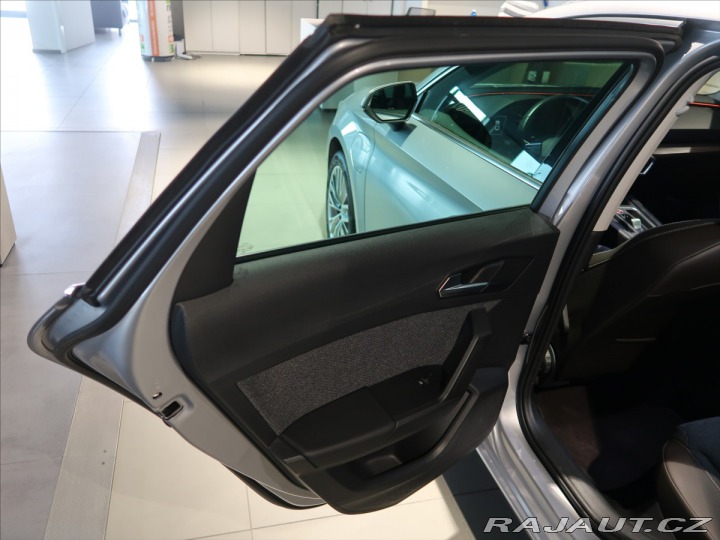 Seat Leon 1,4 TSI e-Hybrid Xcellenc 2023