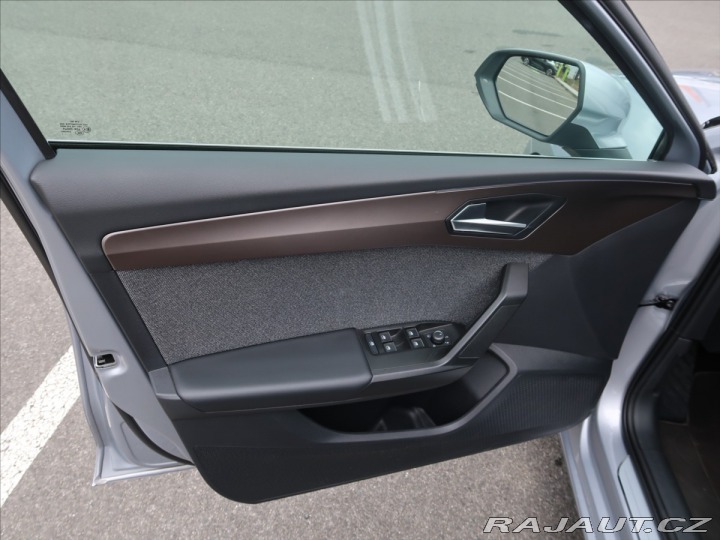 Seat Leon 2,0 TDI 110kW DSG ČR 1.ma 2024