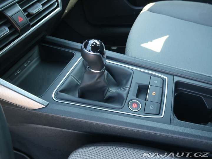 Seat Leon 1,5 TSI ČR 1.majitel DPH 2024