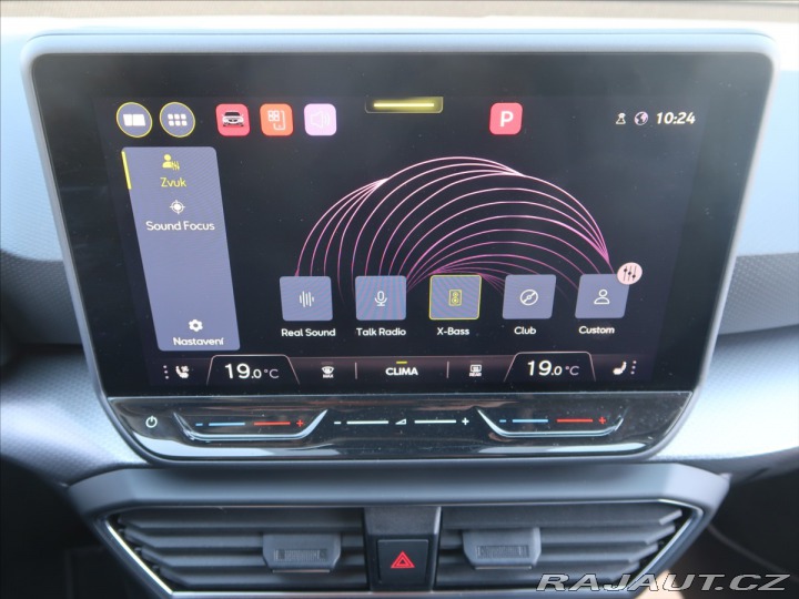 Seat Leon 1,5 TSI ČR 1.majitel DPH 2024