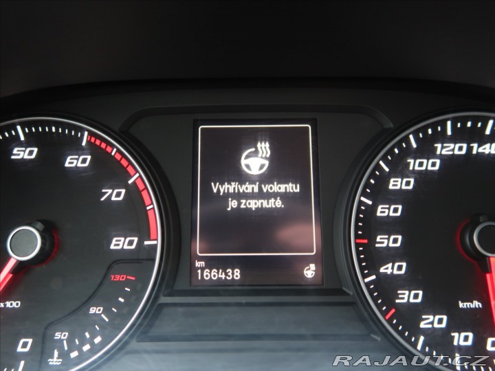 Seat Leon 1,0 eTSi DSG 81kW ČR 1.ma 2022