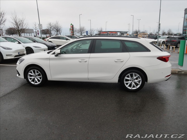 Seat Leon 1,0 eTSi DSG 81kW ČR 1.ma 2022