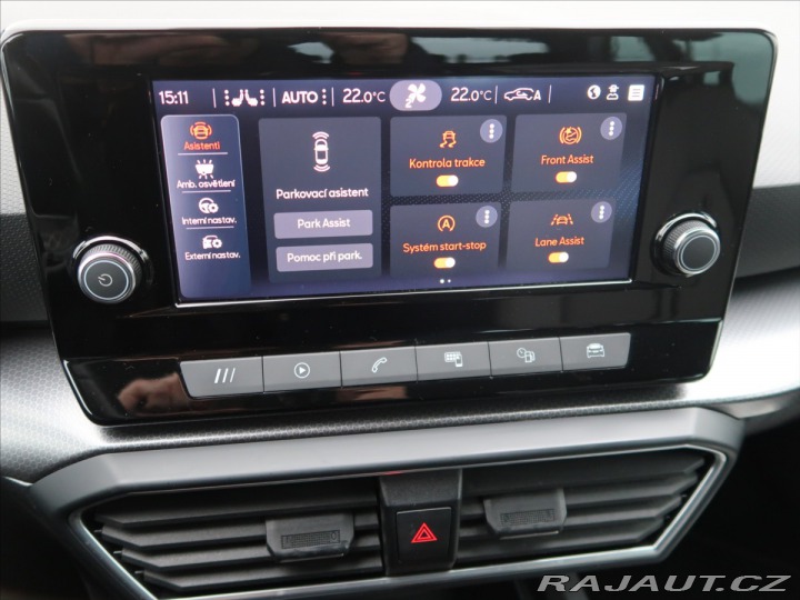 Seat Leon 1,0 eTSi DSG 81kW ČR 1.ma 2022