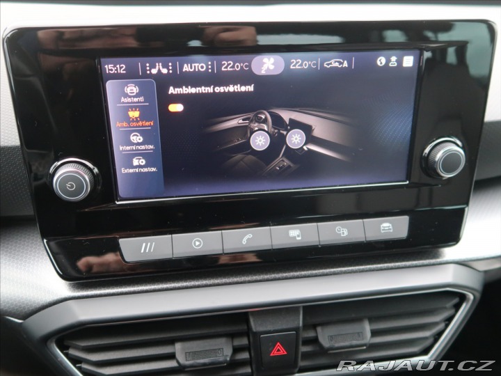 Seat Leon 1,0 eTSi DSG 81kW ČR 1.ma 2022