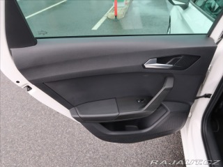 Seat Leon 1,0 eTSi DSG 81kW ČR 1.ma 2022