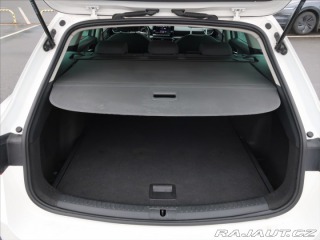 Seat Leon 1,0 eTSi DSG 81kW ČR 1.ma 2022