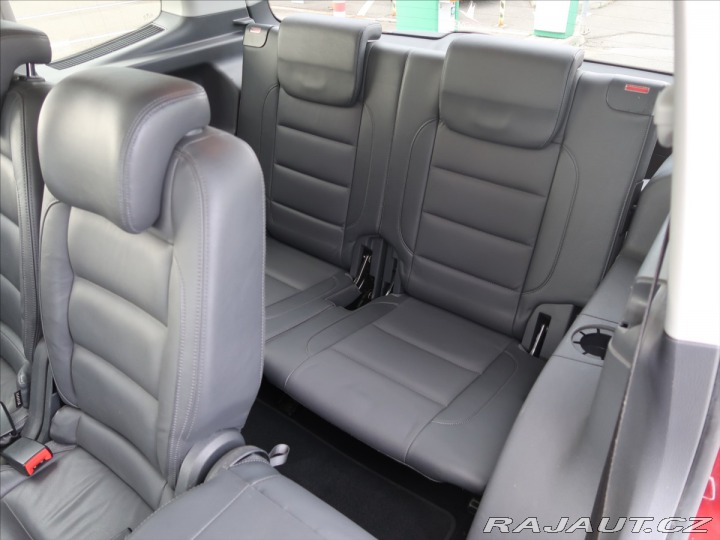 Volkswagen Touran 1,4 TGi DSG kůže PANO  Cr 2015