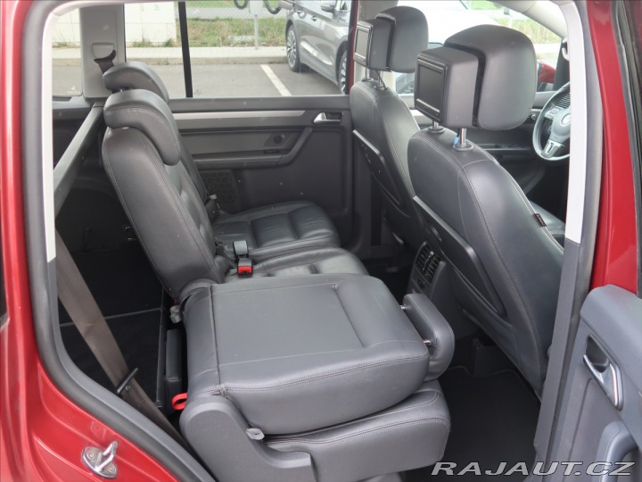 Volkswagen Touran 1,4 TGi DSG kůže PANO  Cr 2015