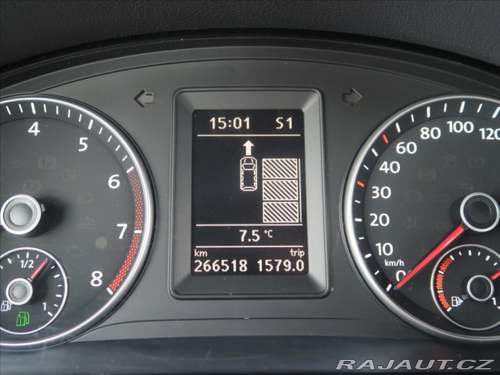 Volkswagen Touran 1,4 TGi DSG kůže PANO  Cr 2015