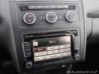 Volkswagen Touran 1,4 TGi DSG kůže PANO  Cr 2015