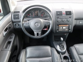 Volkswagen Touran 1,4 TGi DSG kůže PANO  Cr 2015