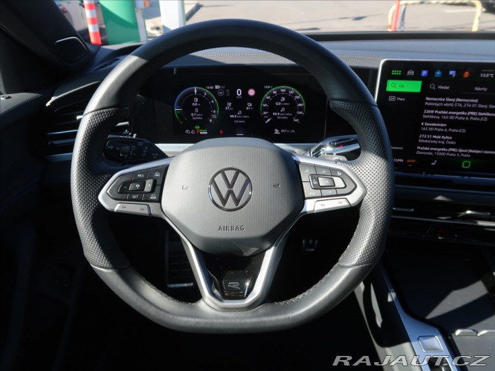 Volkswagen Passat 1,5 TSi R-Line People 200 2025