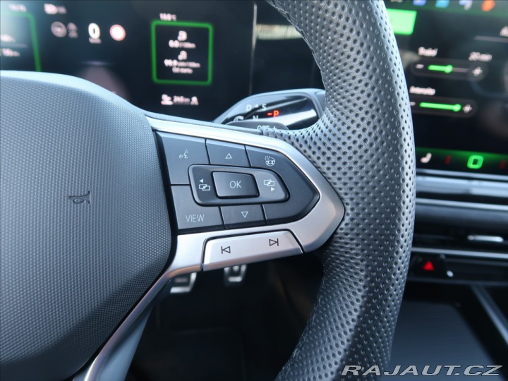 Volkswagen Passat Variant 1,5 TSi R-Line Pe 2025