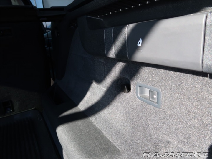 Volkswagen Ostatní modely Tayron 1,5 eTSI Elegance mHEV 2025