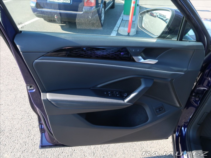 Volkswagen Ostatní modely Tayron 1,5 eTSI Elegance mHEV 2025