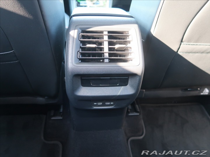 Volkswagen Ostatní modely Tayron 1,5 eTSI Elegance mHEV 2025