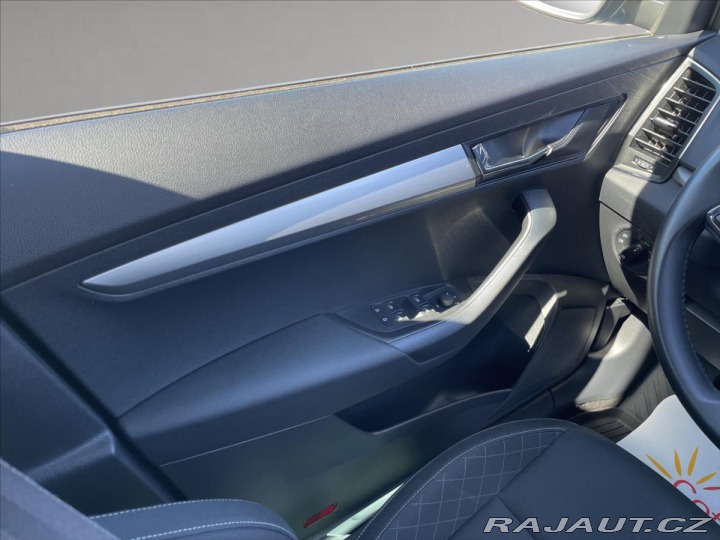 Škoda Karoq 1,5 TSi 110kW LED*Vyhř.Se 2021