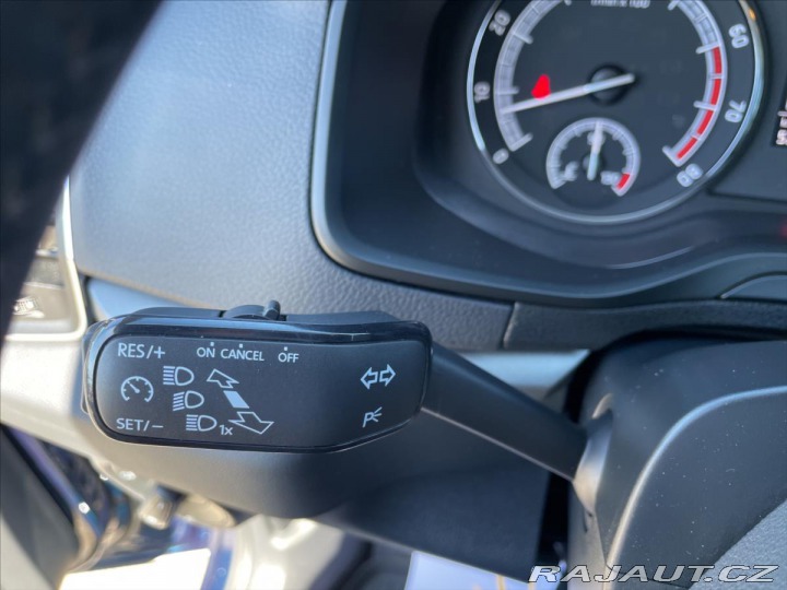 Škoda Karoq 1,5 TSi 110kW LED*Vyhř.Se 2021