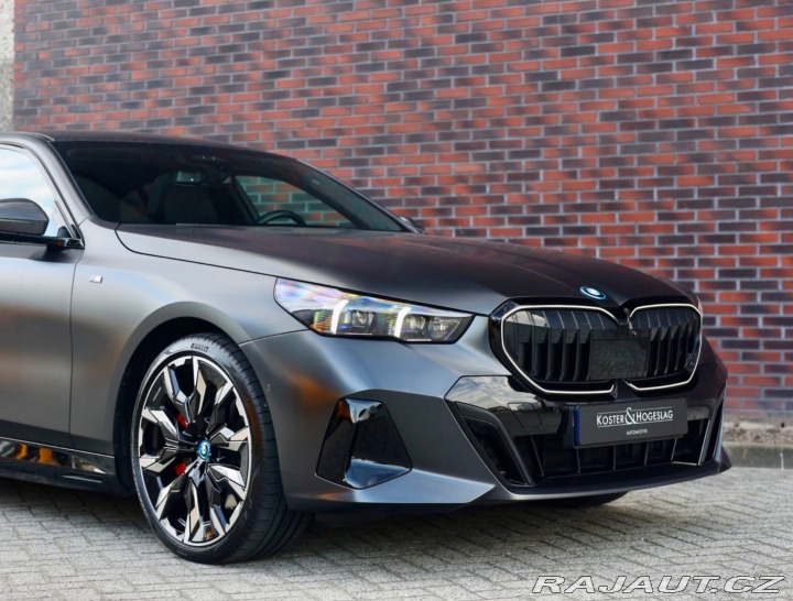 BMW 5 550e xDrive | Panoráma - 2024