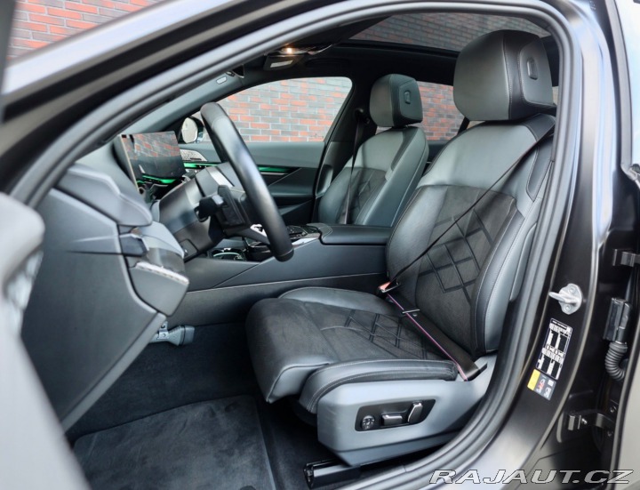 BMW 5 550e xDrive | Panoráma - 2024