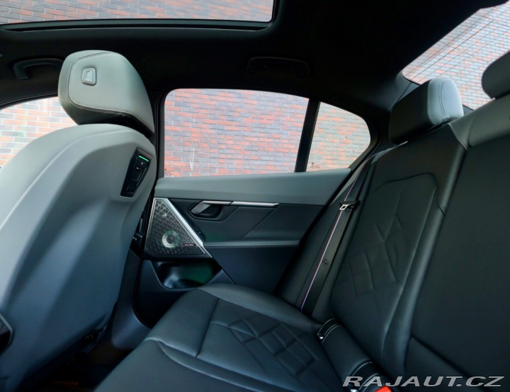 BMW 5 550e xDrive | Panoráma - 2024