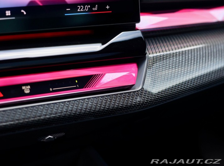 BMW 5 550e xDrive | Panoráma - 2024