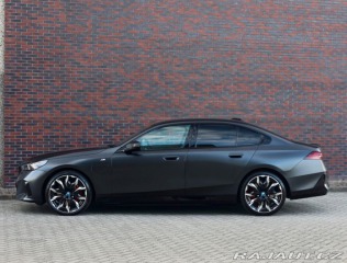 BMW 5 550e xDrive | Panoráma - 2024