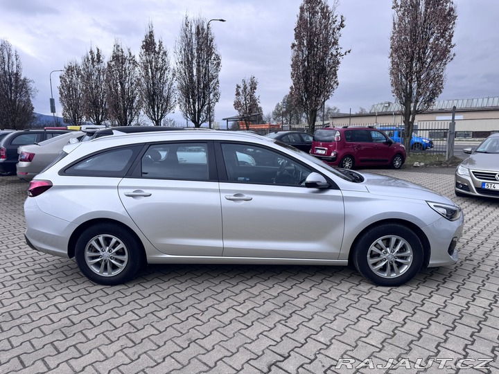 Hyundai i30 1,6 CRDI 85KW 1. MAJ KM 2020